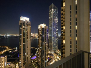 Luxury 3BR Apartment at Creek Horizon T1